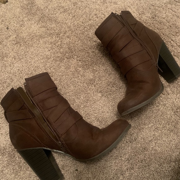 Binnae Just Fab Boots - Picture 2 of 4